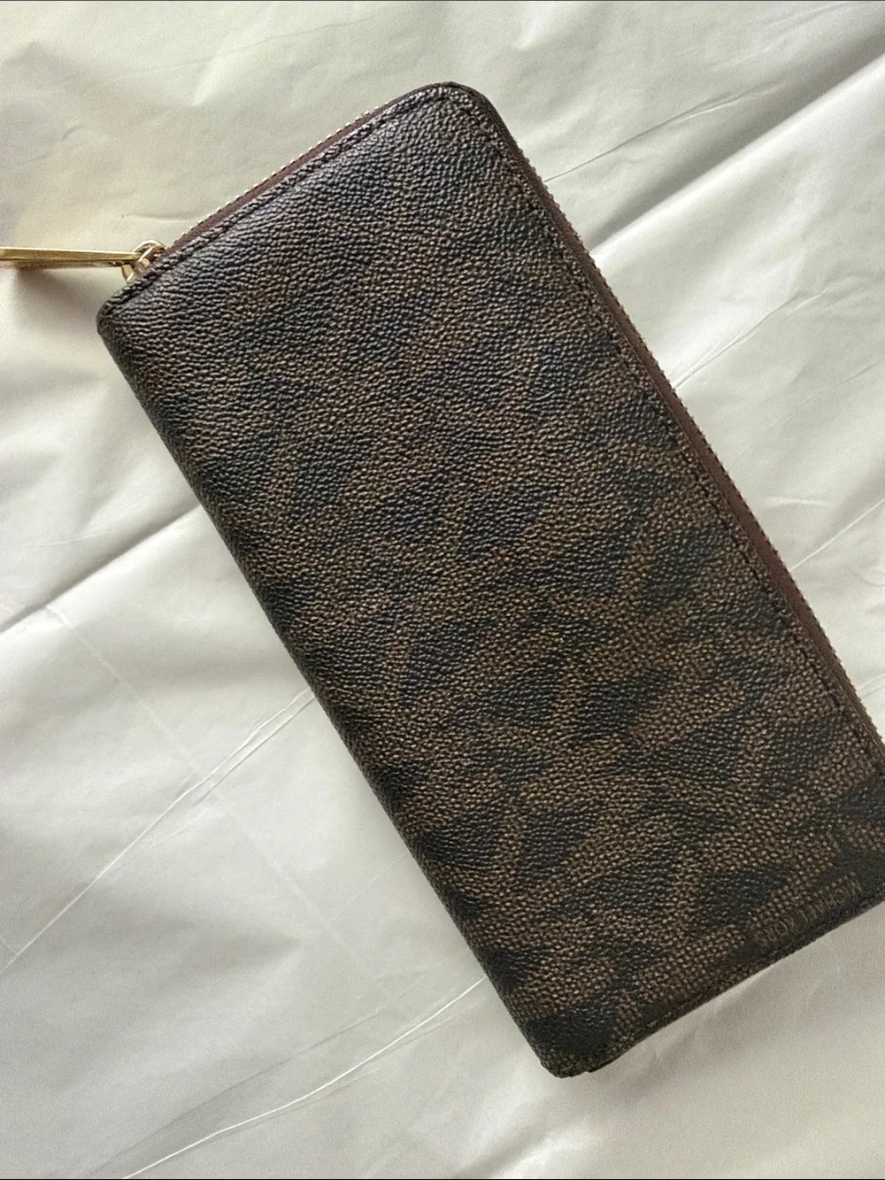 Michael Kors Dark Brown Signature Zip Wallet with Gold Plate